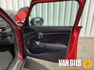 Mini Cooper Mini (F55), Hatchback 5-drs, 2013 1.5 12V Cooper picture 11