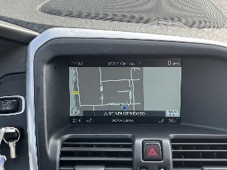 Volvo Xc-60 2.0 T5 FWD R-Design AUTOMAAT picture 19