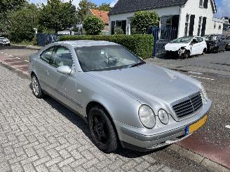 Sloopauto Mercedes CLK 2.0 - 16V Coupe 1999/5