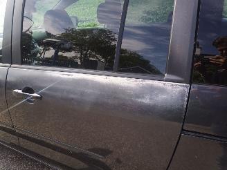 Mazda 5 1.8i 16v picture 6