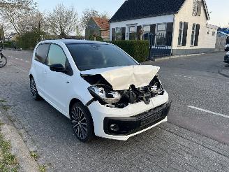 Volkswagen Up! 1.0-12V High-Up R-line picture 1