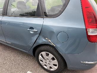 Hyundai I-30 1.6 CVVT 16V Combi picture 8