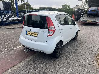 Suzuki Splash 1.0-12V picture 3