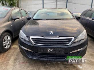 Peugeot 308 308 (L3/L8/LB/LH/LP), Hatchback 5-drs, 2013 / 2021 1.6 BlueHDi 120 picture 2