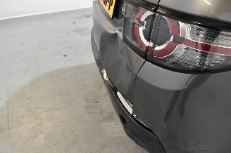 Land Rover Discovery Sport 2.0 Si4 SE 7p. picture 10