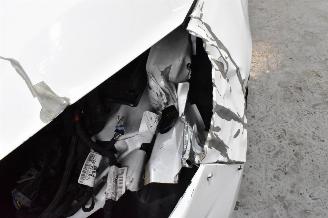 Ford Fiesta 1.0 EcoB.Hy. Tit. picture 10