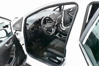 Ford Fiesta 1.0 EcoB.Hy. Tit. picture 20