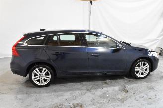 Volvo V-60 1.6 T3 Momentum picture 9