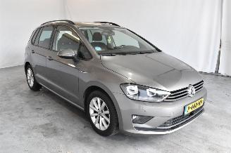 skadebil auto Volkswagen Golf Sportsvan  2015/4
