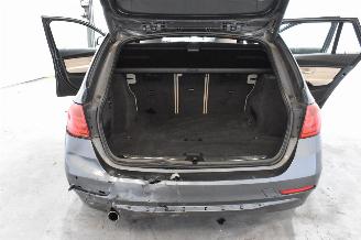 BMW 3-serie 320i High Executive picture 17