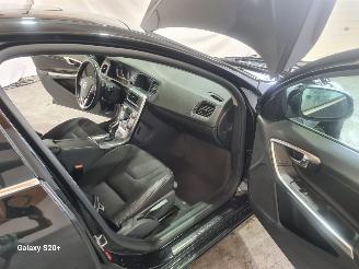 Volvo V-60 2.4 D5 Twin Engine Lease Edition picture 22