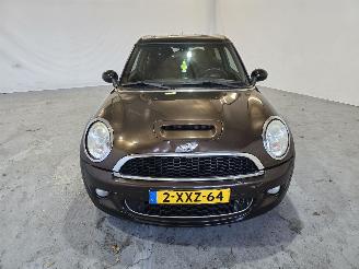 Mini Clubman 1.6 Cooper S picture 2