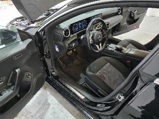 Mercedes Cla-klasse Shooting Brake 180 Bns Solution picture 18