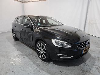 Volvo V-60 2.4 D6 AWD Plug-In Hybrid Summum picture 1