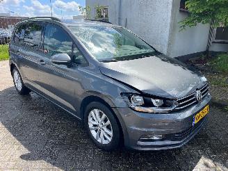 Volkswagen Touran 1.2tsi clima/navi/pdc v+a picture 2
