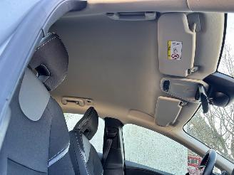 Volvo V-40 D2 2.0 clima/navi/velgen picture 13