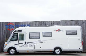 krockskadad bil camper Carthago  Chic C-line Satteliet Solar Hefbed Vast bed Kachel 109KW Euro 5 2013/4