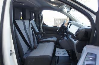 Toyota ProAce 1.5 D-4D Lang 9-Persoons Airco Cruise Isofix 88KW Euro 6 picture 10