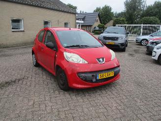 krockskadad bil auto Peugeot 107 1.0-12V XR 5drs 2007/2