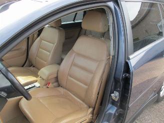 Opel Vectra STATION WAGON 2.2-16V Executive Aut picture 19