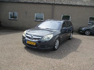 Opel Vectra STATION WAGON 2.2-16V Executive Aut picture 3