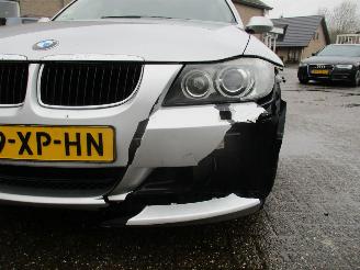 BMW 3-serie 320i High Executive picture 12