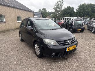krockskadad bil auto Volkswagen Golf plus 1.4 Trendline Bns 2007/6