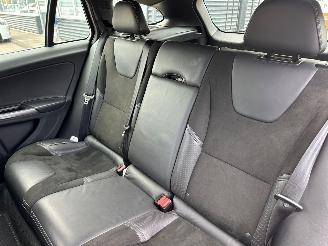 Volvo V-60 2.0 T3 Summum picture 14