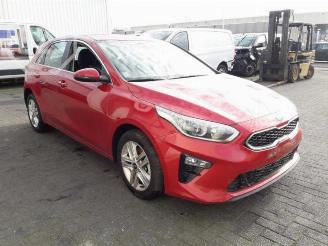 Kia Cee d Ceed (CDB5/CDBB), Hatchback 5-drs, 2018 1.0i T-GDi 12V picture 2