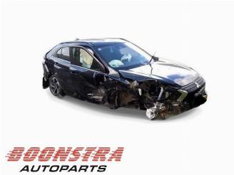 Coche siniestrado Mitsubishi Eclipse Eclipse Cross (GK/GL), SUV, 2017 2.4 16V PHEV 4x4 2021/7