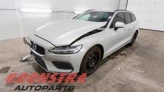 Uttjänta bilar auto Volvo V-60 V60 II (ZW), Combi, 2018 2.0 D4 16V 2019/1