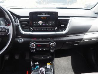 Kia Stonic 1.0 T-GDi DynamicPlusLine picture 17