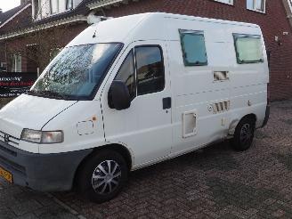 Peugeot Boxer 2.5 diesel Camperbus picture 1