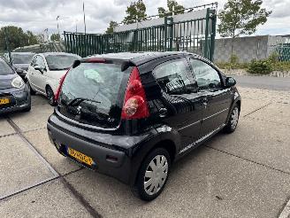 Peugeot 107 1.0 12V AIRCO 5-DEURS picture 4
