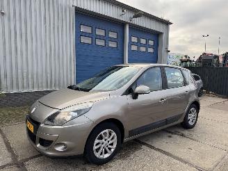  Renault Scenic 1.4 TCE AIRCO 96KW 2010/3