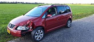 Volkswagen Touran 1.9 tdi picture 1