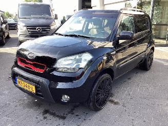 Vrakbiler auto Kia Soul 1.6 X--ecutive 2009/7