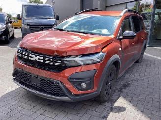 Uttjänta bilar auto Dacia Jogger Jogger, MPV, 2022 1.0 TCe 100 Bi-Fuel , ECO-G 12V 2022/12