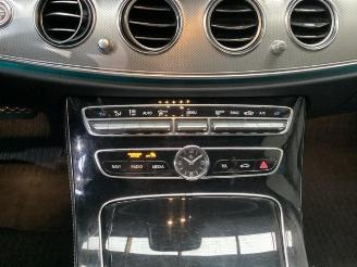 Mercedes E-klasse E (W213), Sedan, 2016 / 2023 E-200 2.0 Turbo 16V picture 13