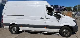 Mercedes Sprinter  picture 2