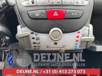 Toyota Aygo Aygo (B10), Hatchback, 2005 / 2014 1.0 12V VVT-i picture 10