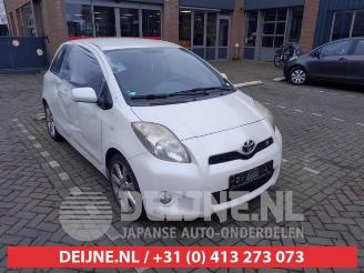 Toyota Yaris Yaris II (P9), Hatchback, 2005 / 2014 1.8 16V VVT-i TS picture 1