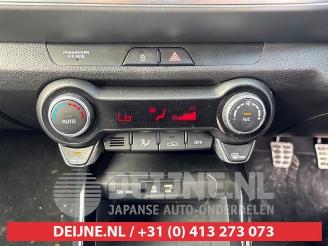 Kia Stonic Stonic (YB), SUV, 2017 1.0i T-GDi 12V picture 13