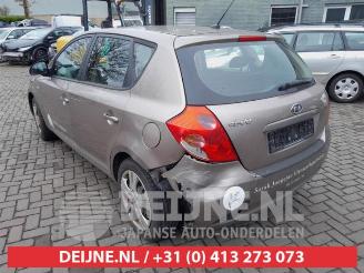 Kia Cee d Cee'd (EDB5), Hatchback 5-drs, 2006 / 2012 1.4 CVVT 16V picture 5