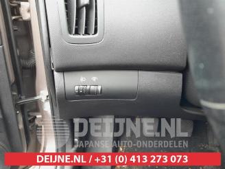 Kia Cee d Cee'd (EDB5), Hatchback 5-drs, 2006 / 2012 1.4 CVVT 16V picture 18