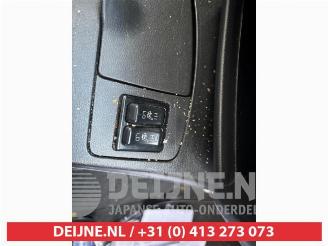 Mitsubishi Outlander Outlander (CU), SUV, 2001 / 2007 2.0 16V 4x4 picture 30