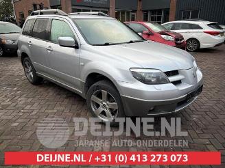 Coche siniestrado Mitsubishi Outlander Outlander (CU), SUV, 2001 / 2007 2.0 16V 4x4 2005/6