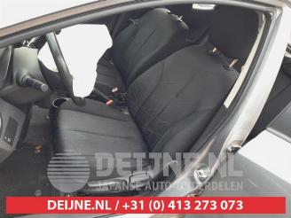 Mazda 2 2 (DE), Hatchback, 2007 / 2015 1.3 16V S-VT picture 14