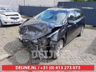 Toyota Auris Touring Sports Auris Touring Sports (E18), Combi, 2013 / 2018 1.8 16V Hybrid picture 3