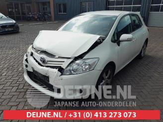 Toyota Auris Auris (E15), Hatchback, 2006 / 2012 1.33 Dual VVT-I 16V picture 3